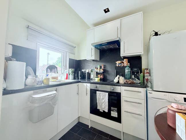 Studio Flat to Rent – Old Oak Common Lane, East Ac Main Photo