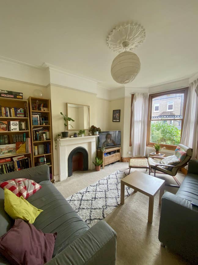 2 rooms in friendly 4 bed Tooting house!! Main Photo