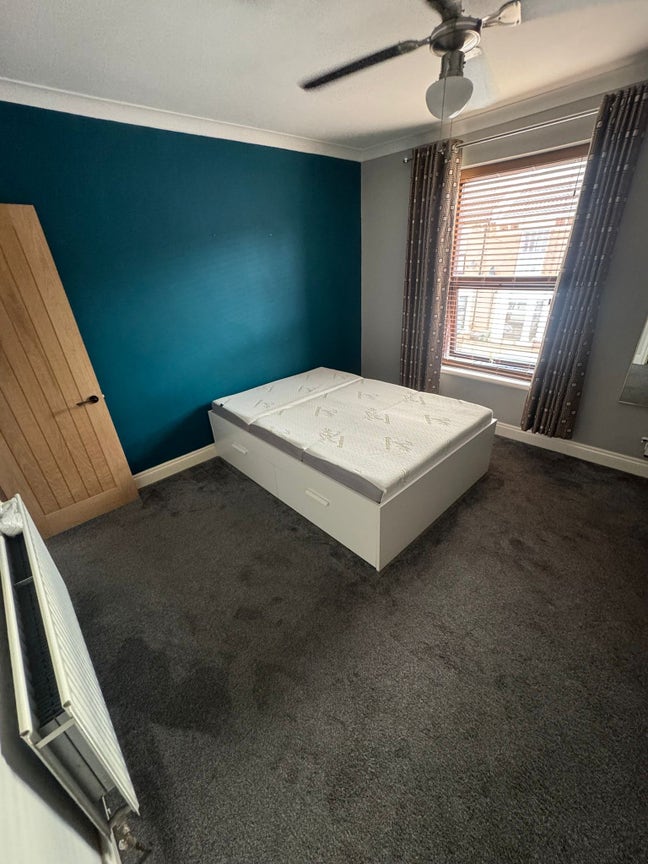 Double room with en-suite Main Photo