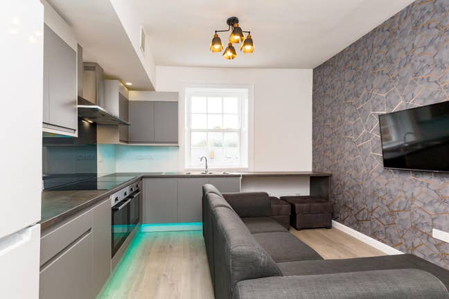 En-suite Bedrooms in Newcastle City Centre Main Photo