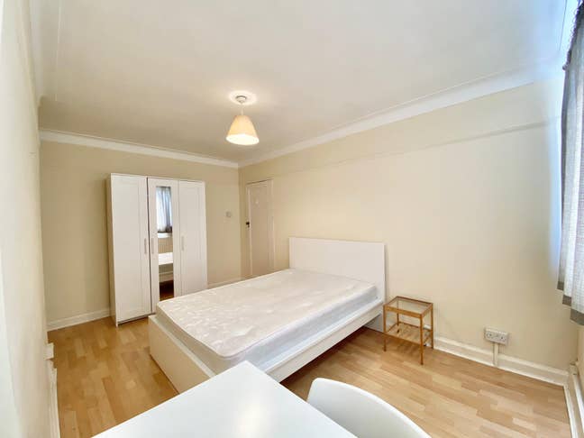  Double Room Available 26/09 Wandsworth Main Photo