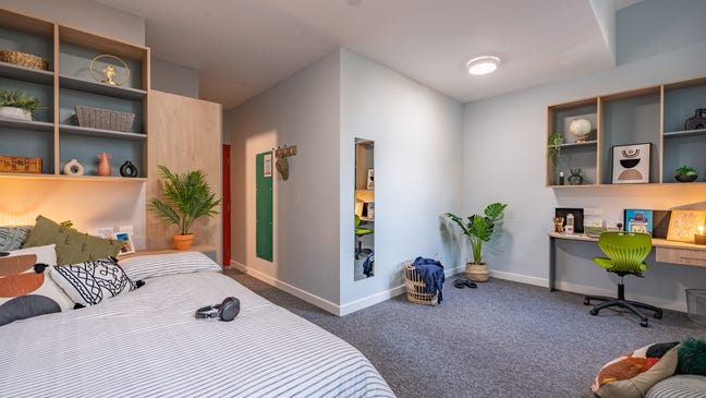 Deluxe En-Suite Cotton House Nottingham Main Photo