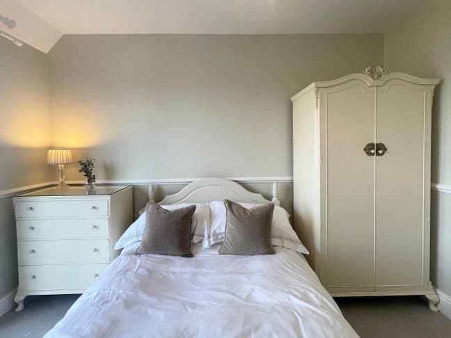 Lovely Double Room with a VIEW Main Photo