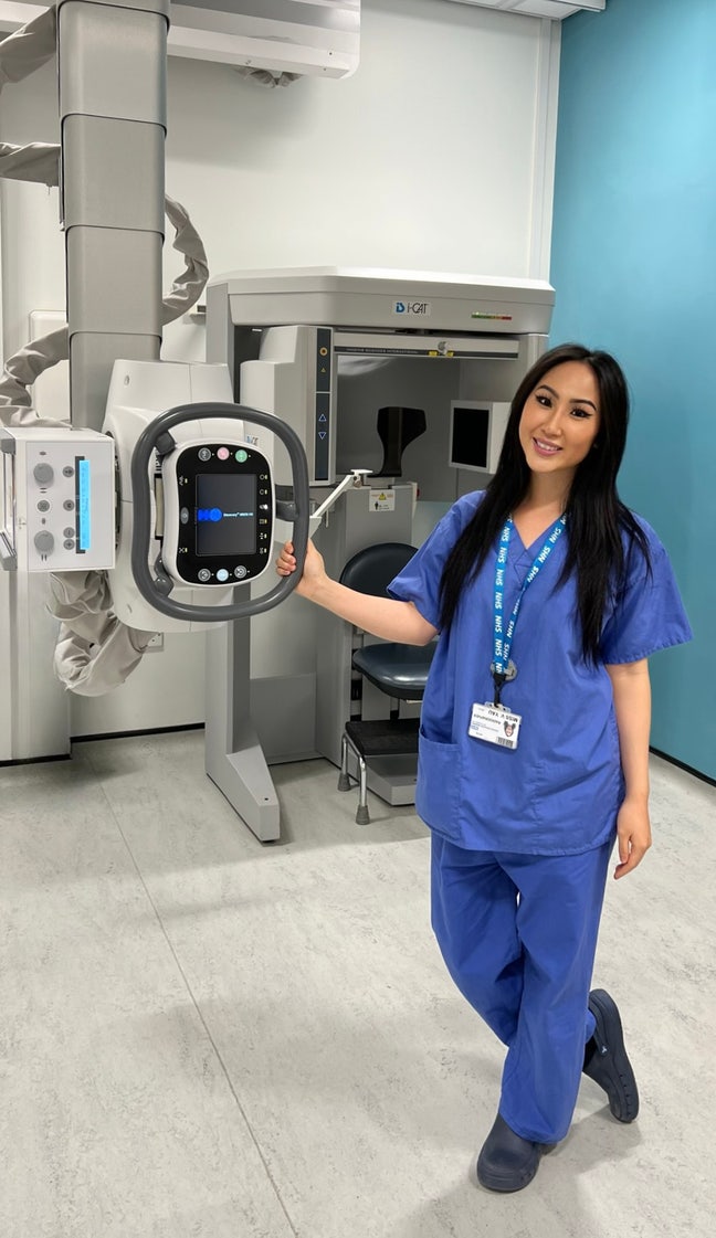 NHS worker (Radiographer)  Main Photo