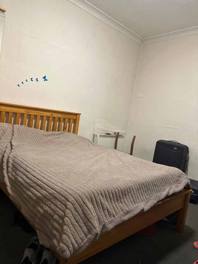 Single Room available  Main Photo