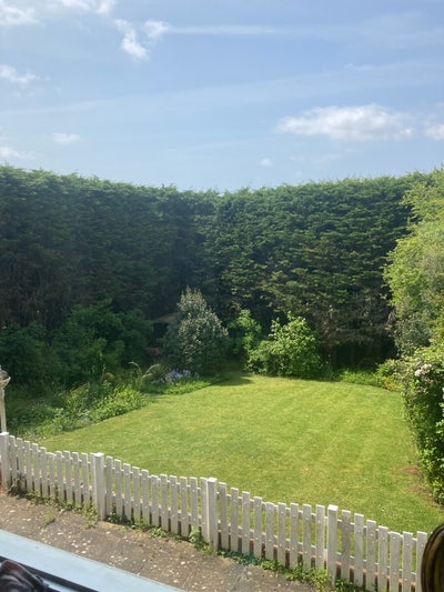 Double Room, Garden. Some Bills Included. Parking. Main Photo