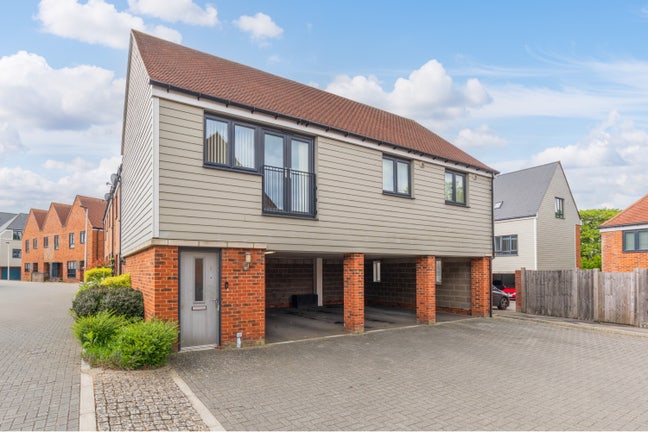 Double Room in a Shared House, Chatham/Rochester Main Photo