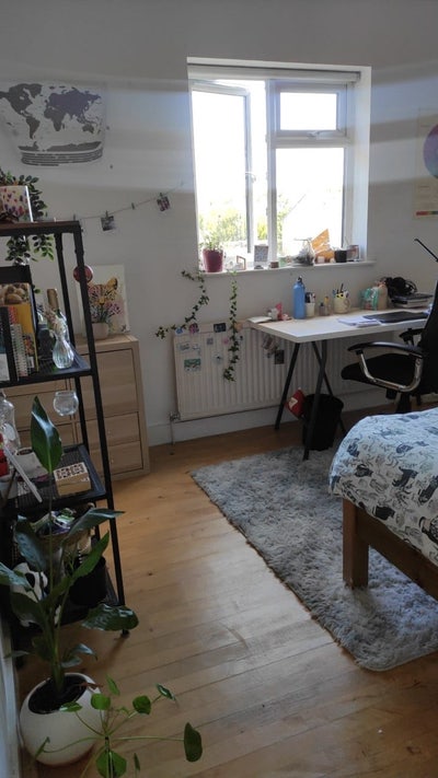 Double room a bright home  Main Photo