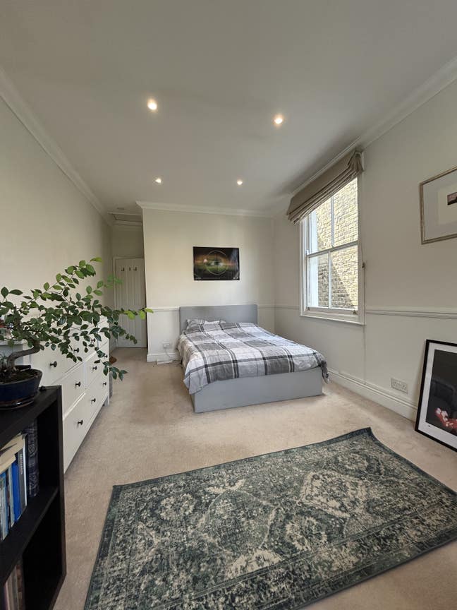Double Room in Fulham - Bills Included Main Photo