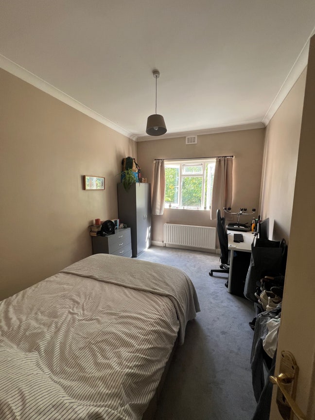 Large double room - Balham Main Photo