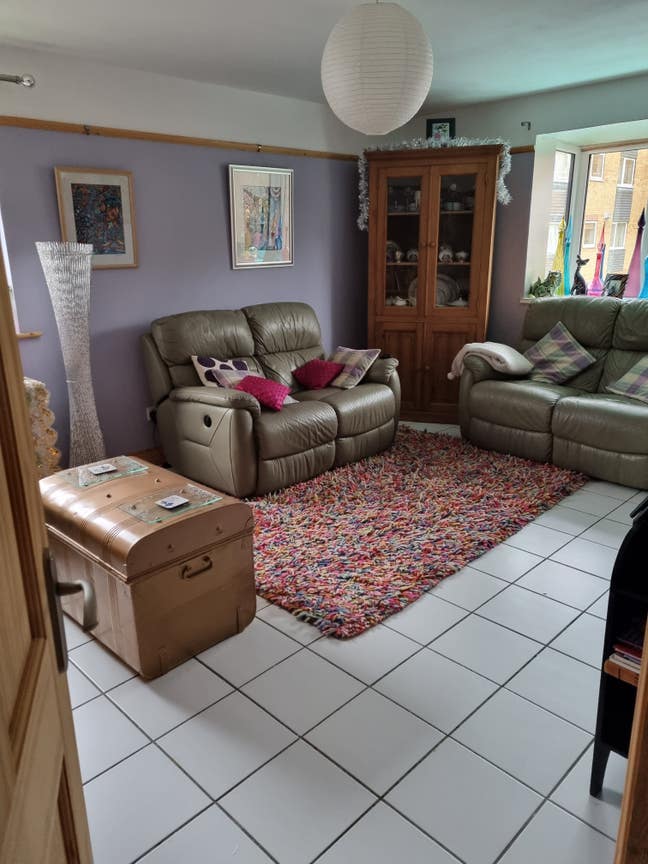 Double room in peaceful house. Available from 1st  Main Photo