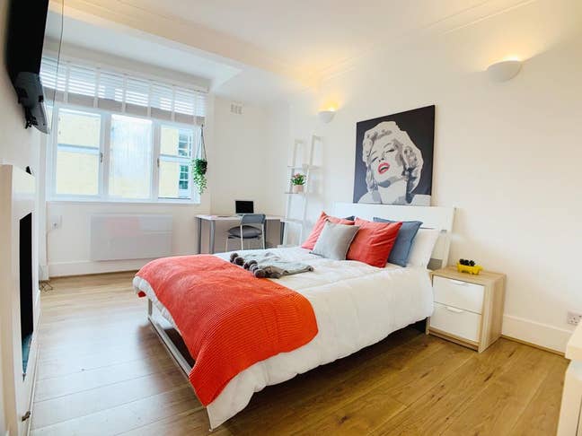 ❗Hoxton❗What a Deal❗ 2 Ensuite❗ Main Photo
