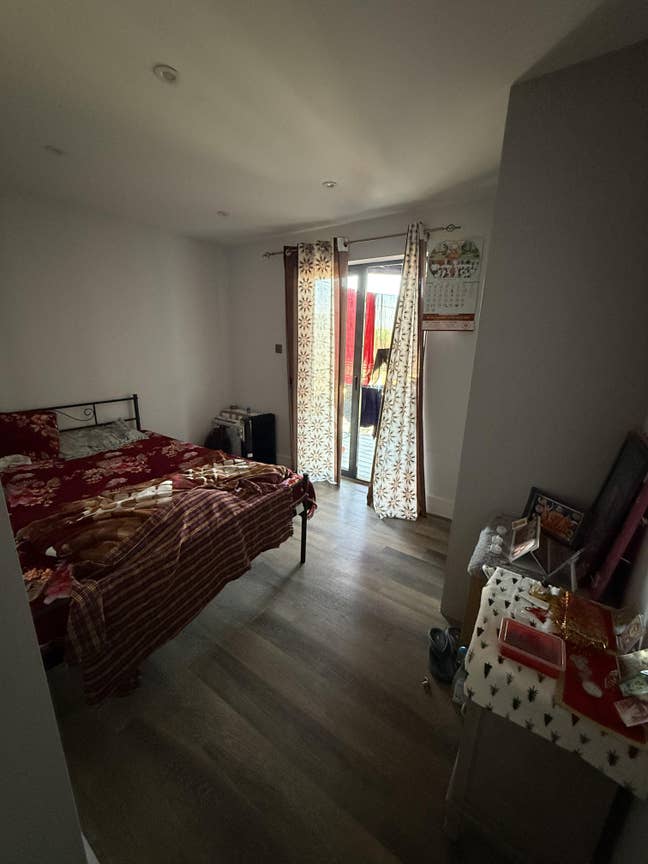 One Double room  Main Photo