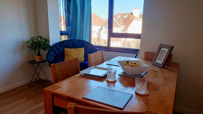 Entire flat to let in September! SEAFORD. Main Photo