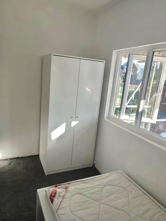 Newly refurbished single room, bills incl Main Photo