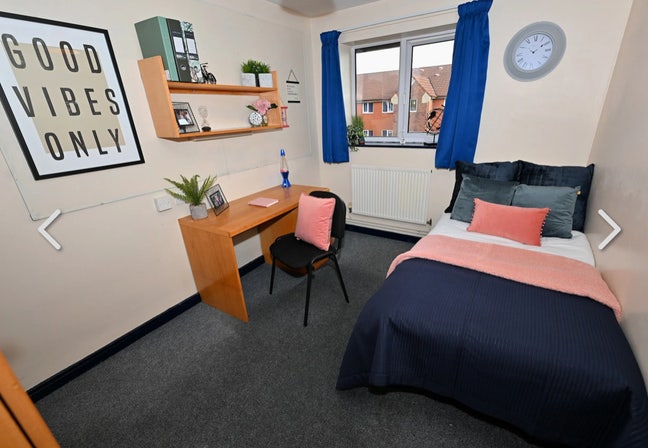 Student accom available  Main Photo
