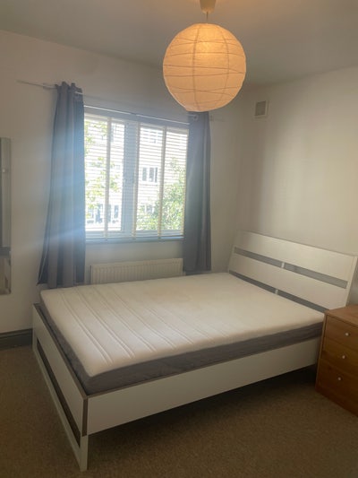 En-suite double room, all bills included N7  Main Photo