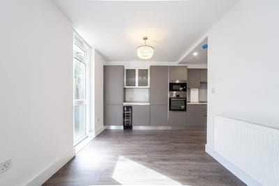 3 Bed & 2 Bath, Garden, In NW8 Main Photo