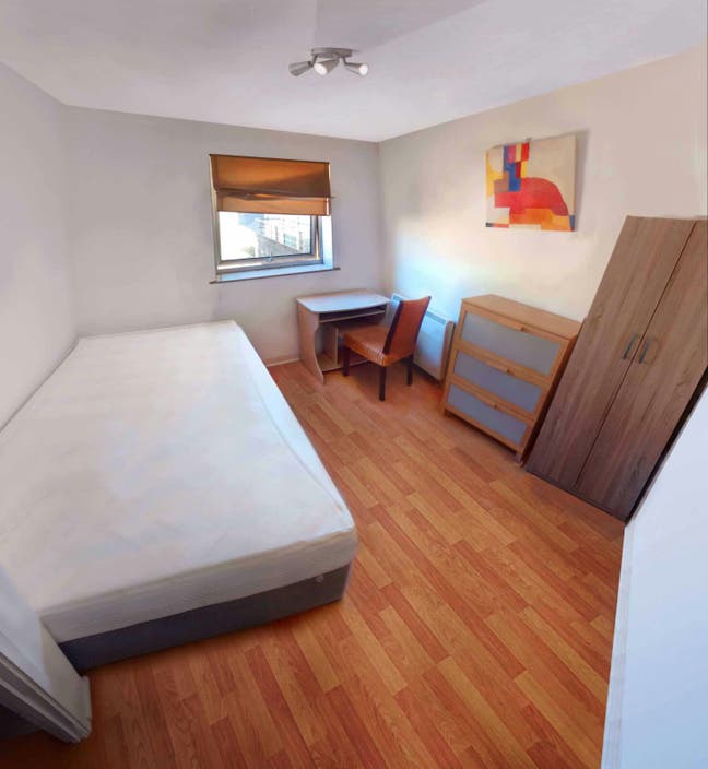 Cozy Room in Canary Wharf - Modern Building Main Photo