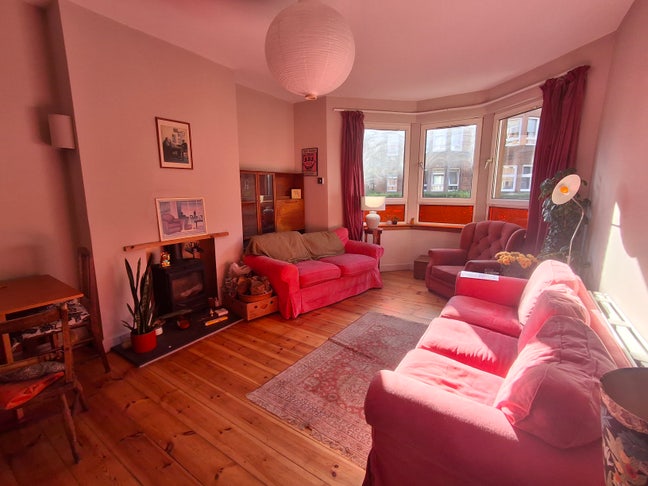 Flat in Govanhill  Main Photo