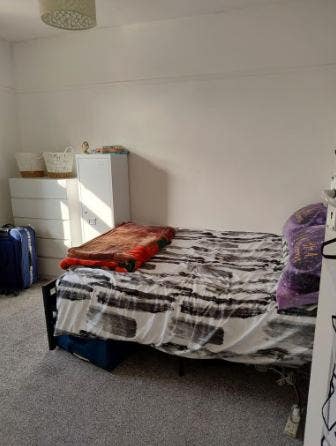 Double room avaiiable in NW7 2DY Bills included Main Photo
