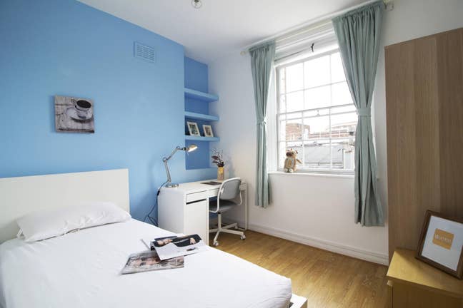 ✨2 bed flat, 5 mins walk from Baker street🤩 Main Photo
