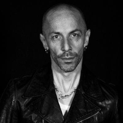 Media + Fitness Professional seeking a Room Main Photo