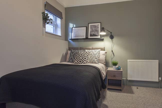 Modern Ensuite | All-Inclusive (BRTH) Main Photo