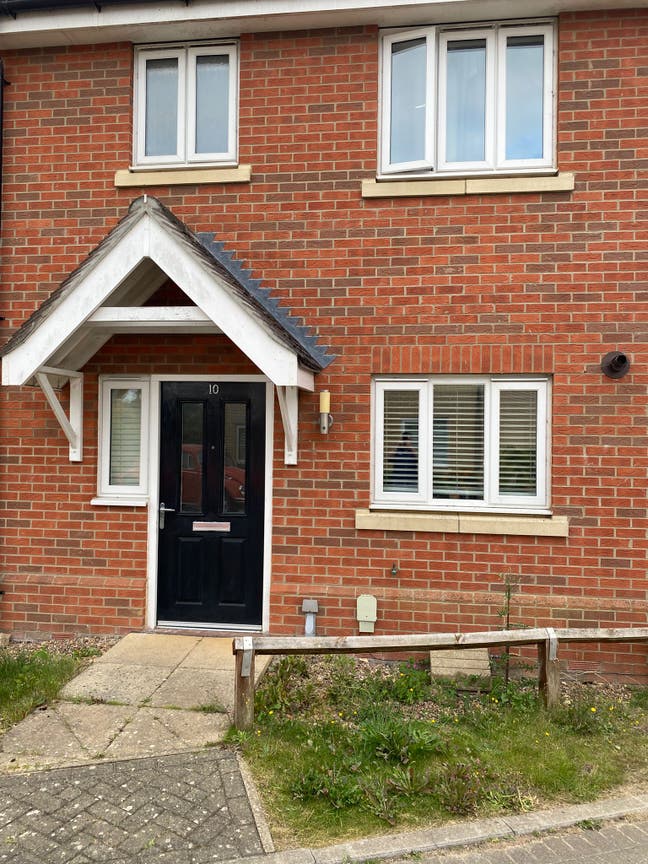 Great Waldingfield Double Room own bathroom. Main Photo