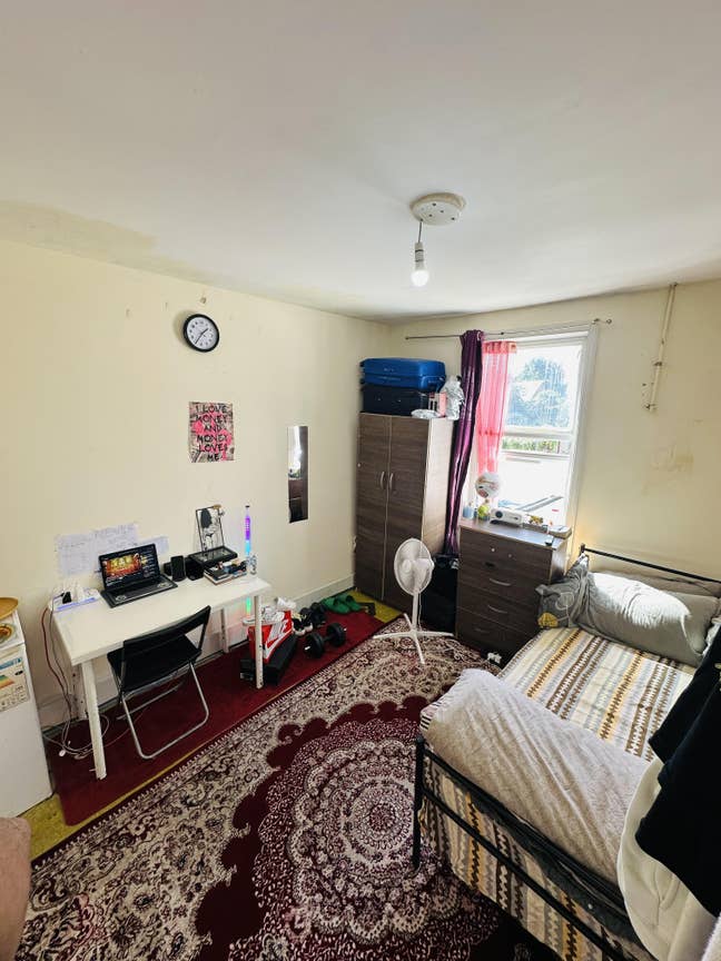 Cozy Room for Rent  Main Photo