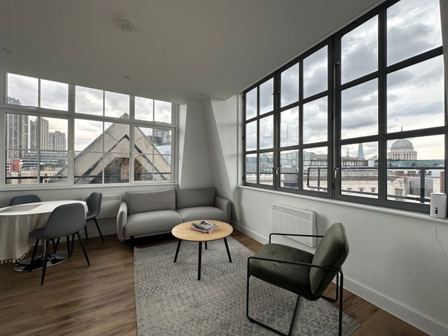 Central Hidden Gem - Holborn/Farringdon Main Photo