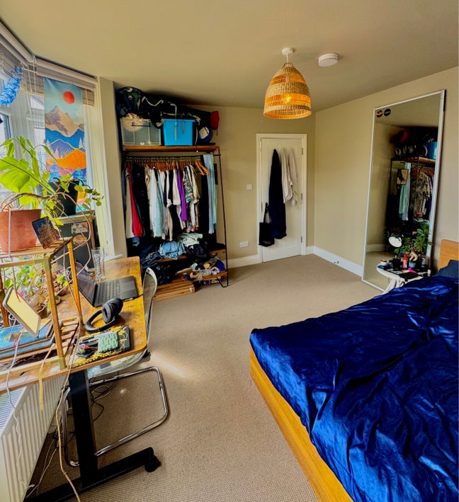 Large double room in Bedminister  Main Photo