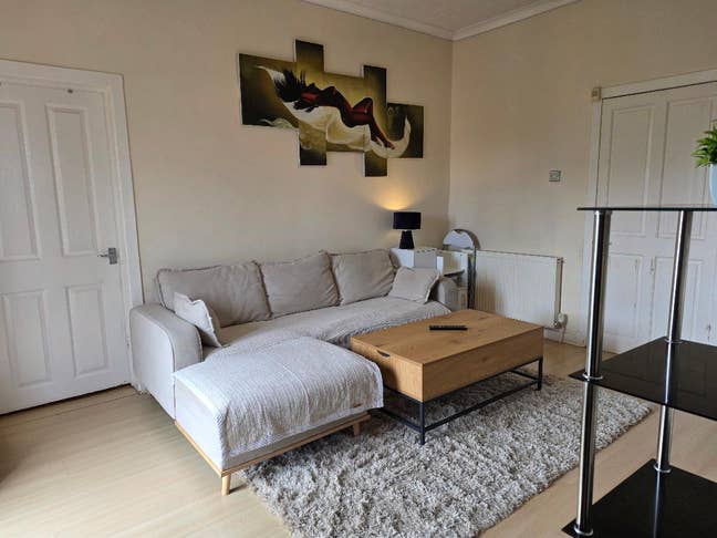 Double Bedroom In A Great Location   Main Photo