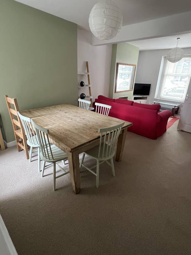 1 bedroom available in a lovely 3 bed shared hous Main Photo