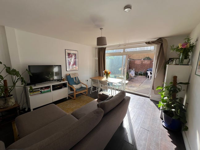 Double room in Dalston Main Photo