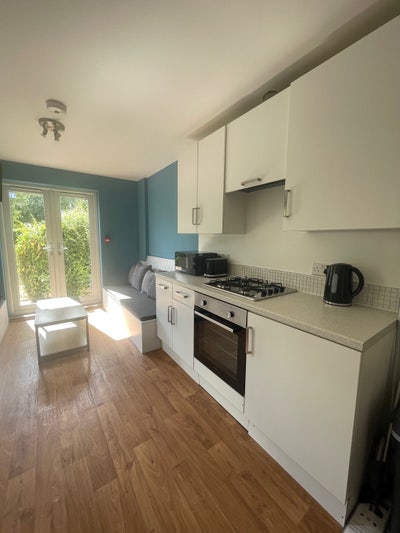 Double room &pound;600  Main Photo