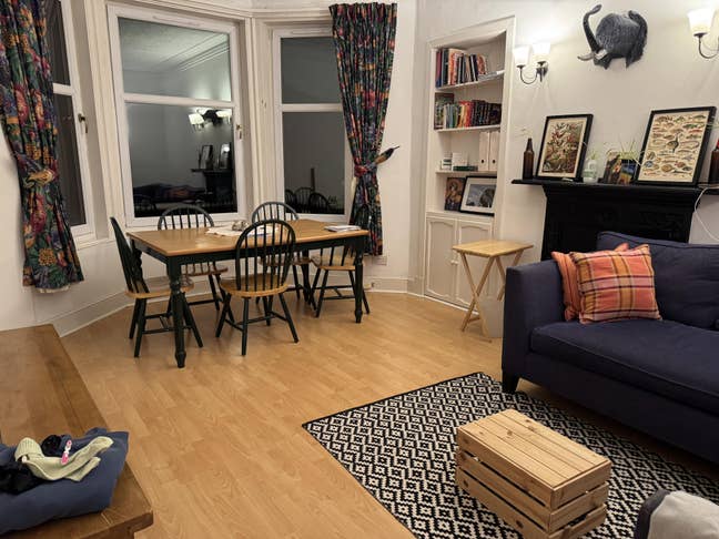 Hyndland top floor tenement room! Reasonable rent Main Photo