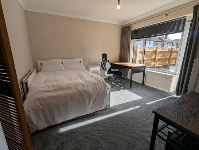 Studio with shared Kitchen  Main Photo