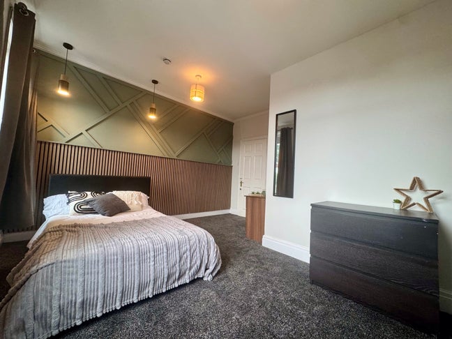 🔥 Must-See! Brand New Refurb in Headingley!🔥  Main Photo