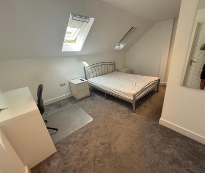 Room Available – Perfect for UWE students BS34 8QN Main Photo