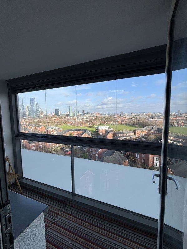 Spacious Double Bedroom for Rent  Main Photo
