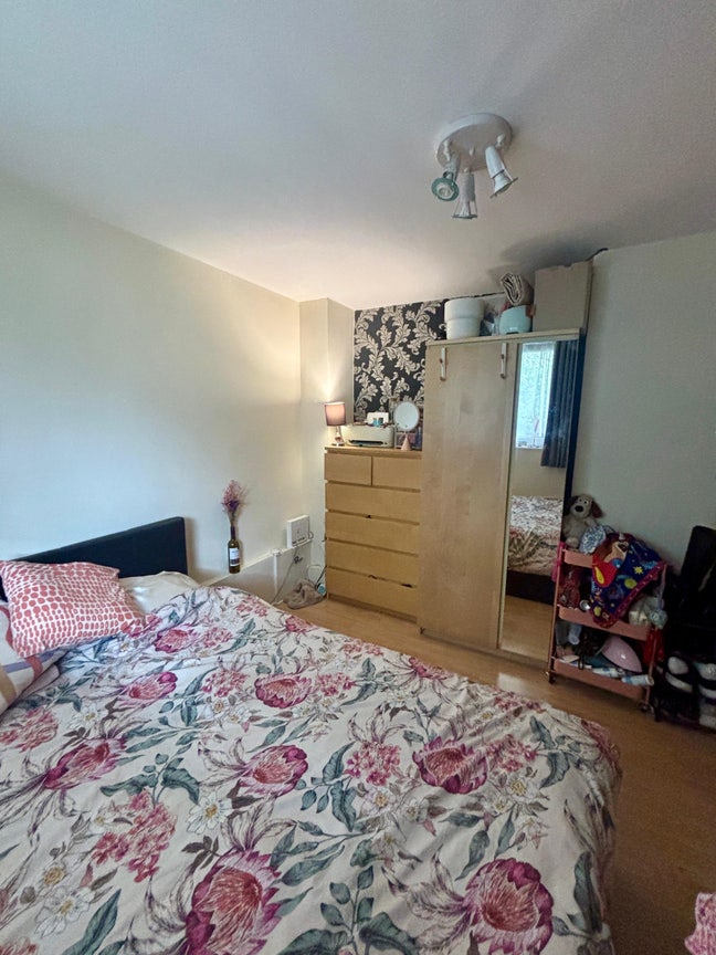 Lovely Homerton Room - end of Sept - £650/m  Main Photo