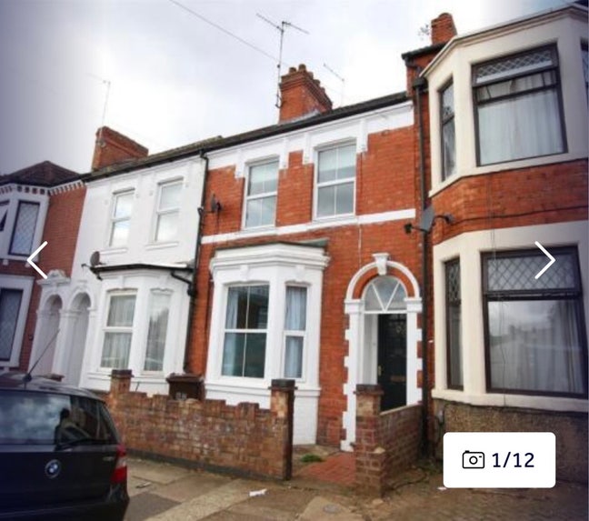3 bedroom house Main Photo