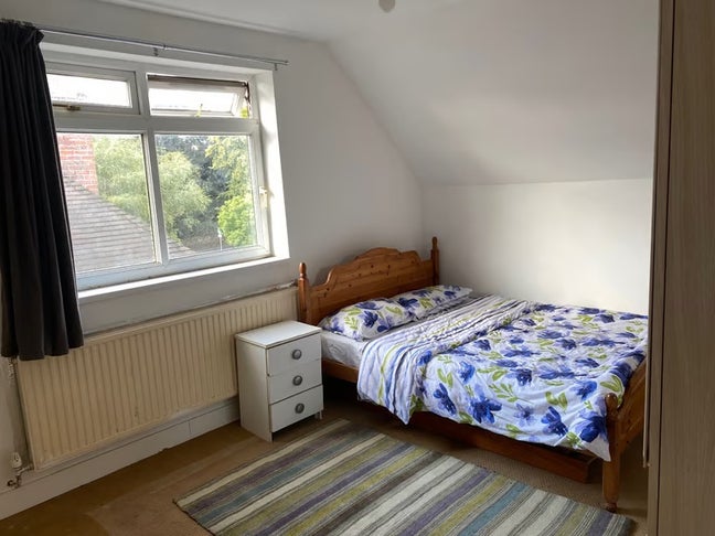 ✨ Spacious Room in a Stunning Victorian House B20 Main Photo