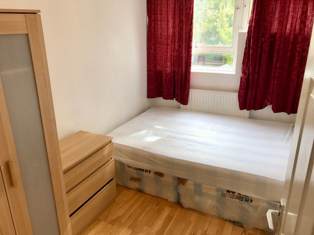 Fantastic Room with Bill Includes+Close Queen Mary Main Photo