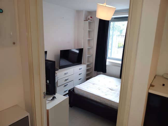 Room, Bills included, Hoxton N1  Main Photo