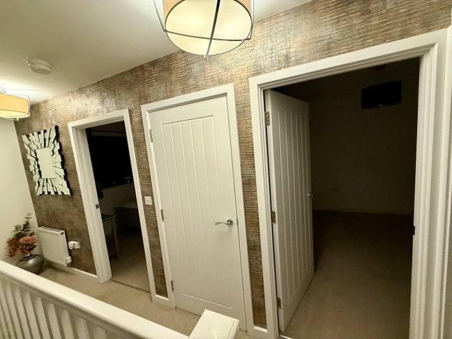 5 bed Modern Home, Marham Park, Bury St Edmunds Main Photo
