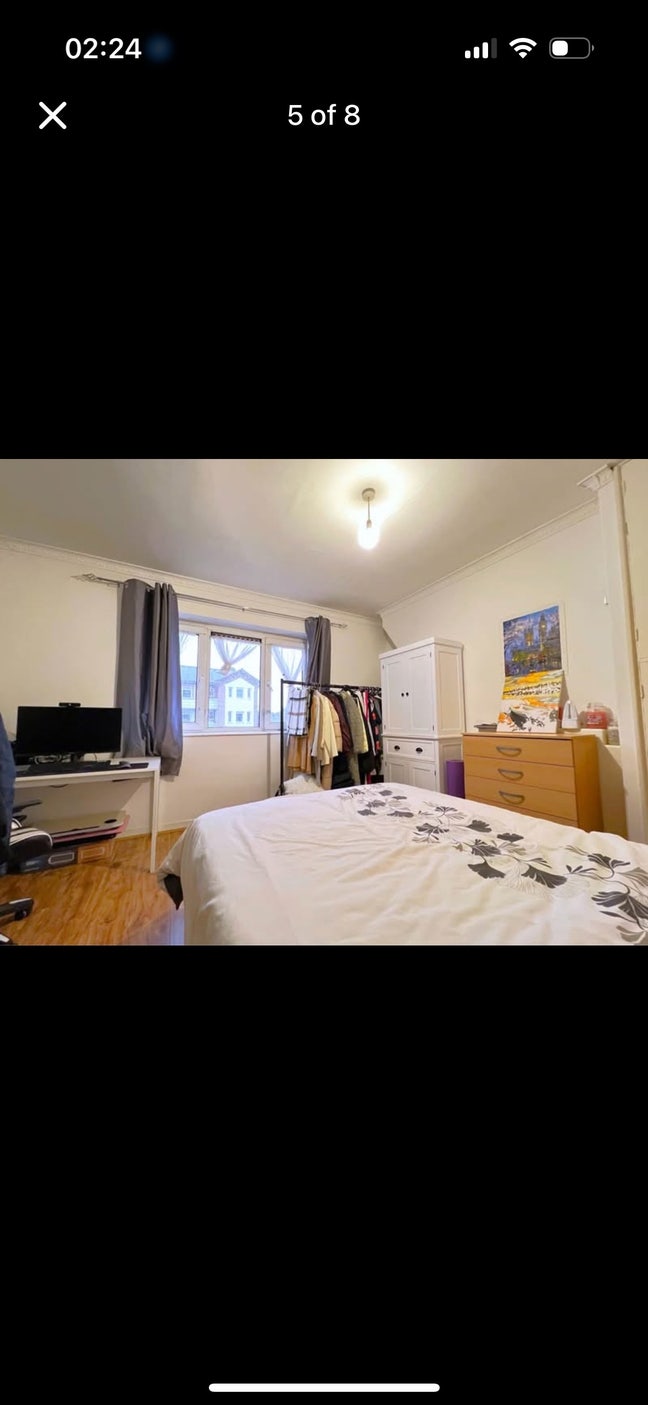 1  master room Available for Couple or 2 Girls  Main Photo
