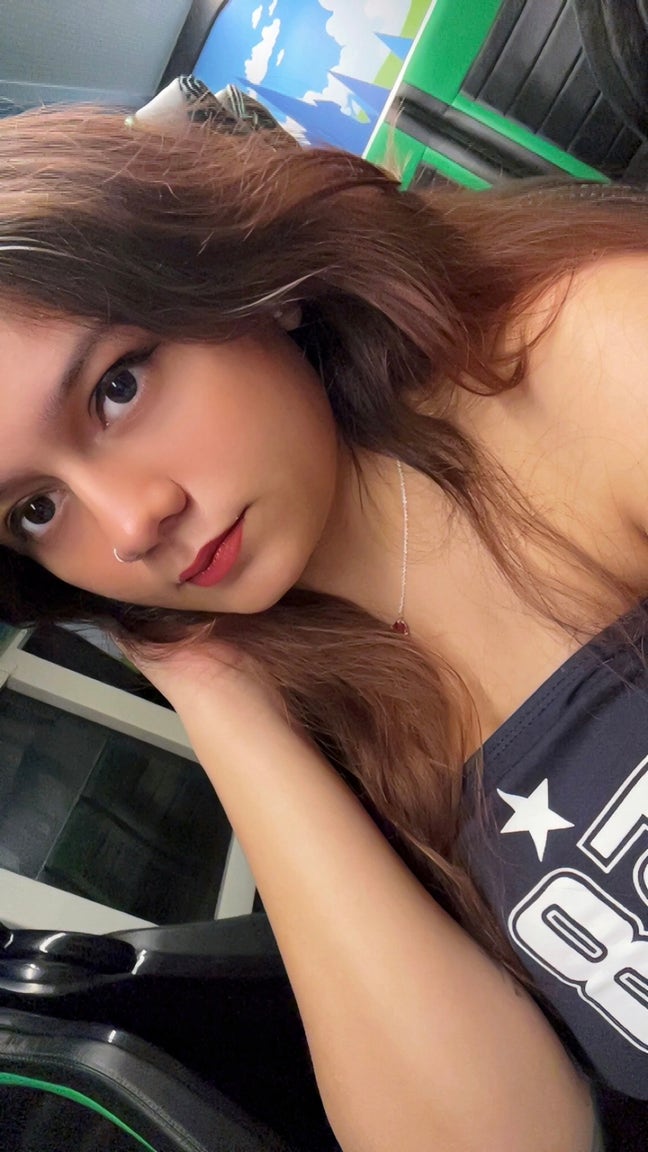 23 year old Female seeks a single or double room Main Photo