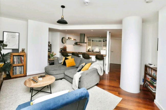 City Centre - En Suite Room for Rent Main Photo